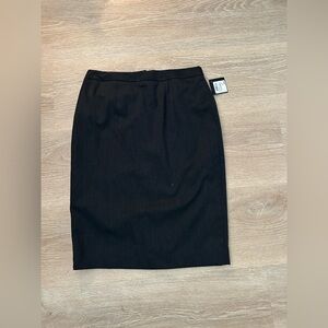 Halogen Classic Black Pencil Skirt